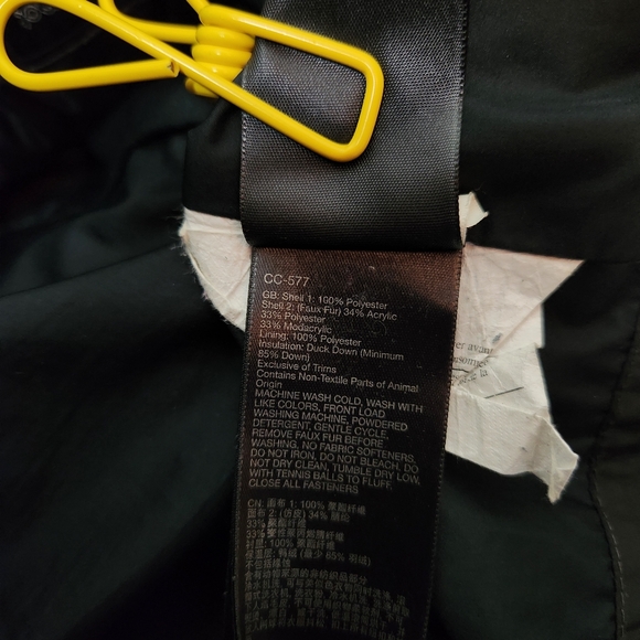 Marmot Women's Black Montreal Down Jacket Size Small - Picture 7 of 8